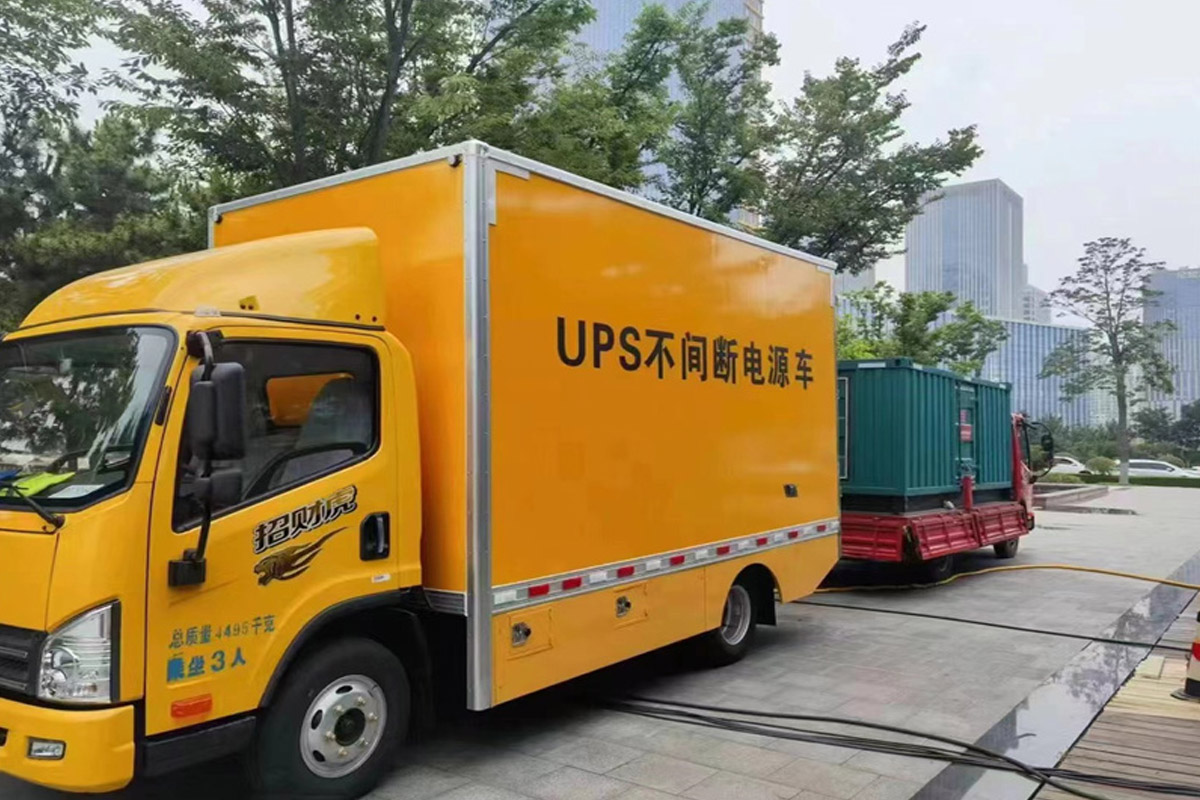 龙州发电机租赁施工现场